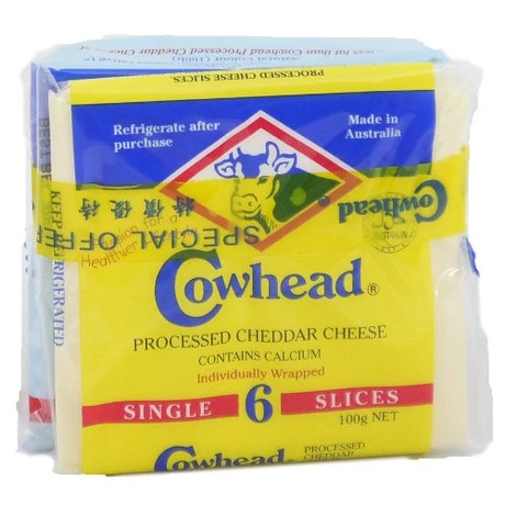 Lite Processed Cheddar Cheese Slices Pack